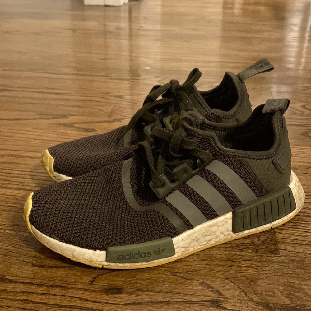 Mens sneakers